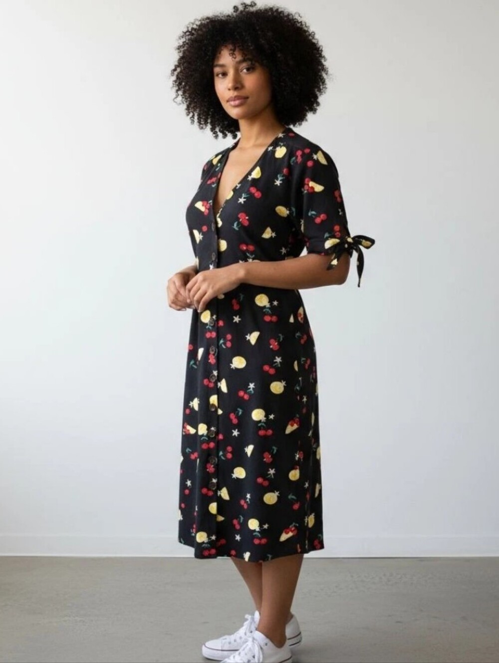 Retro Black Cherry Print Farmcore Shirt Dress Red Size Medium Midi Bow Graphic